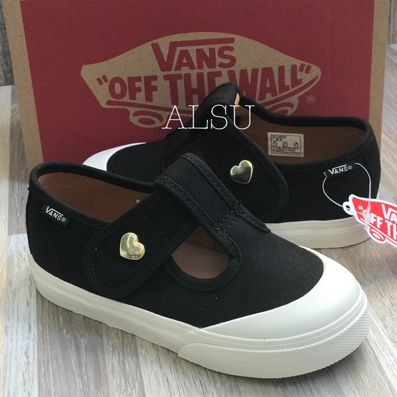 vans leena
